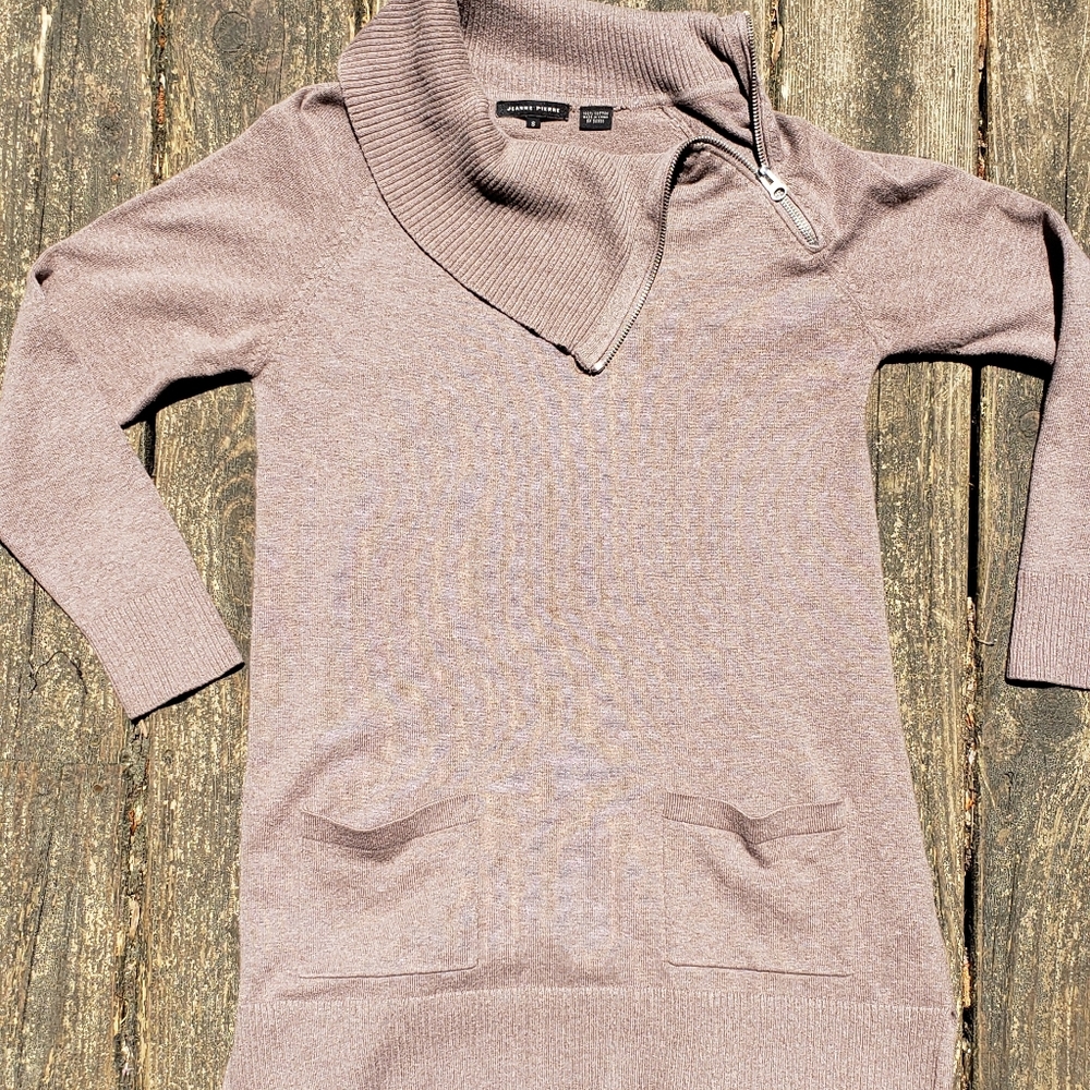 Jeanne Pierre Chic Sweater 😍